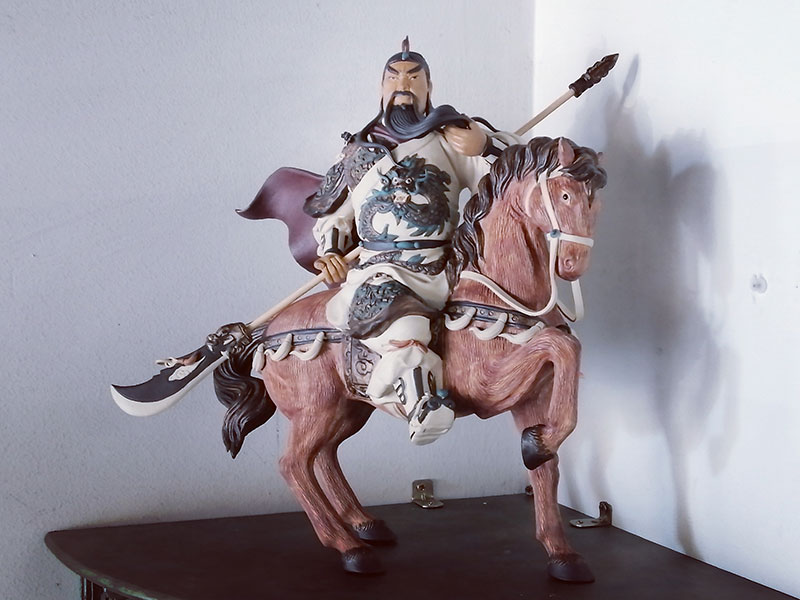 Estatua de Kuan Kung a caballo del Tin Sing Kwun