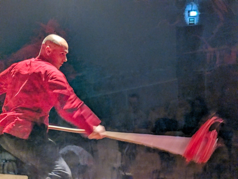 Sifu Rubén Romero con la lanza